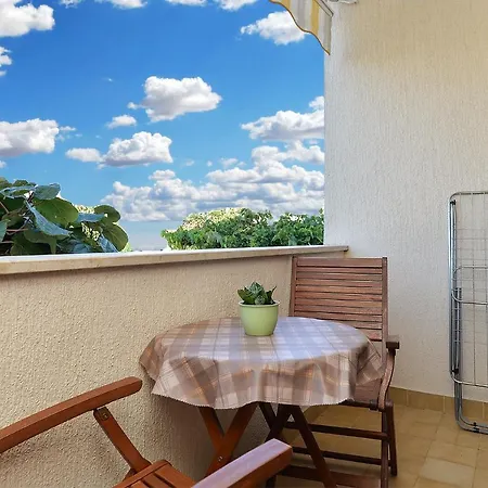 Daire Milan 1174 Pula