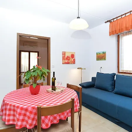 Milan 1174 Apartman