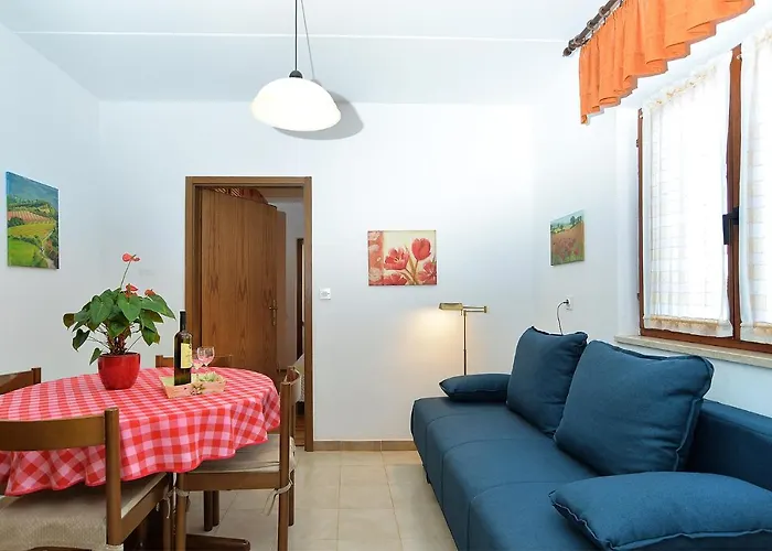 Milan 1174 Apartman